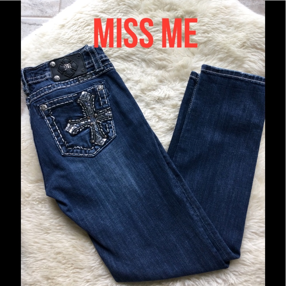 Miss Me Jeans    B2